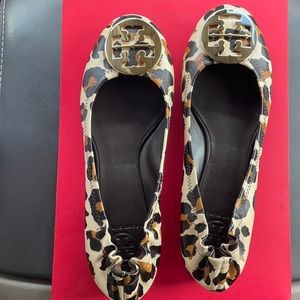 Tory Burch Reva leather cheetah flats